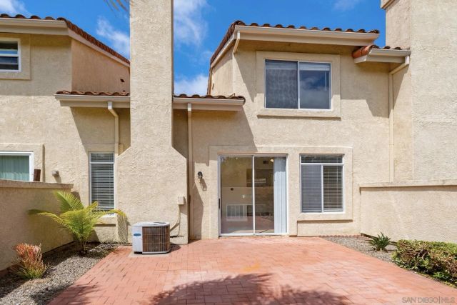 10911 Creekbridge Place, San Diego, CA 92128