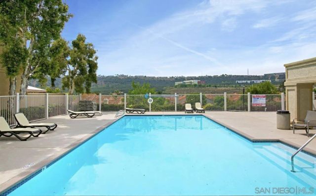 10911 Creekbridge Place, San Diego, CA 92128