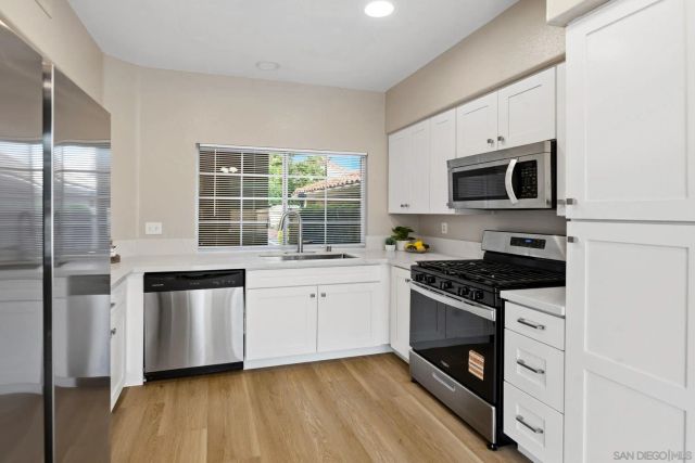 10911 Creekbridge Place, San Diego, CA 92128