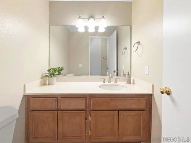10911 Creekbridge Place, San Diego, CA 92128