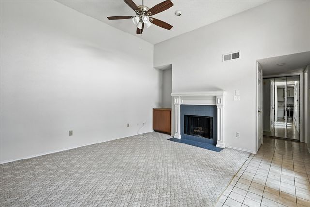 640 Bellaire Drive B, Hurst, TX 76053