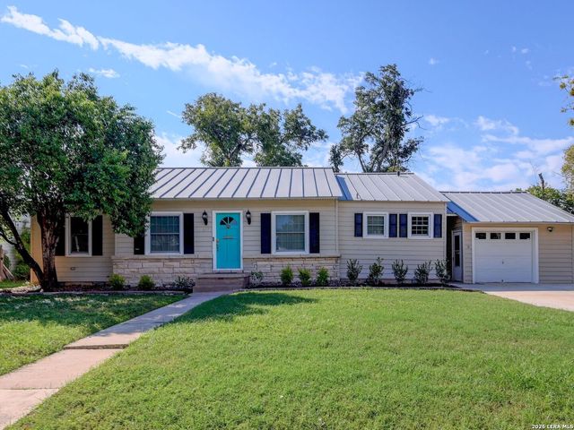 218 Larkwood Drive, San Antonio, TX 78209