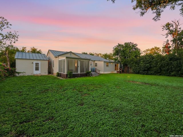 218 Larkwood Drive, San Antonio, TX 78209