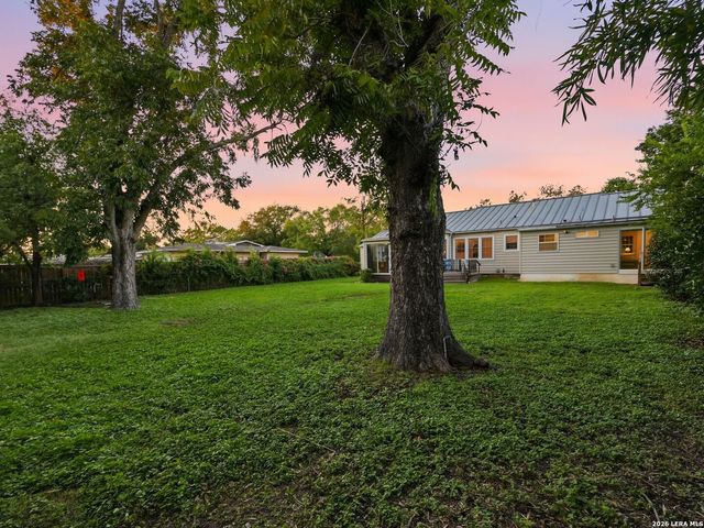 218 Larkwood Drive, San Antonio, TX 78209