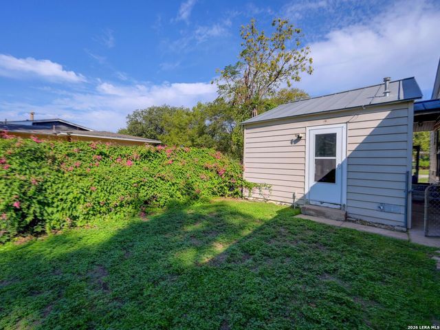 218 Larkwood Drive, San Antonio, TX 78209