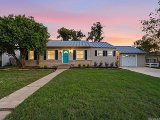 218 Larkwood Drive, San Antonio, TX 78209