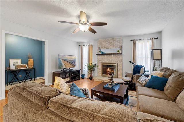 100 Fernande Drive, Mauldin, SC 29662