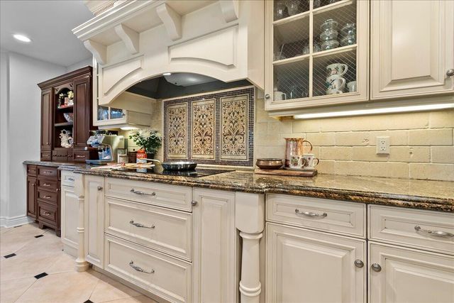10798 SeaCliff Circle, Boca Raton, FL 33498