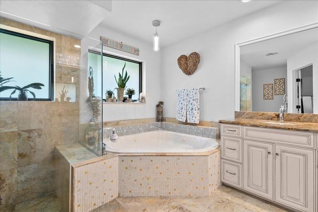 10798 SeaCliff Circle, Boca Raton, FL 33498