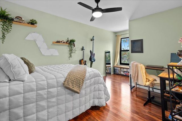 10798 SeaCliff Circle, Boca Raton, FL 33498