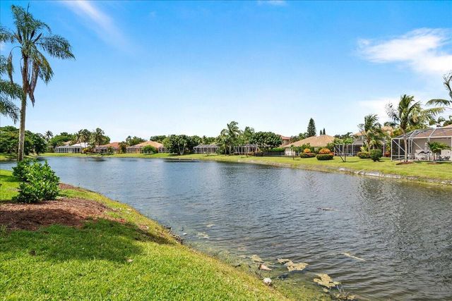 10798 SeaCliff Circle, Boca Raton, FL 33498