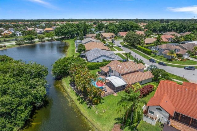10798 SeaCliff Circle, Boca Raton, FL 33498