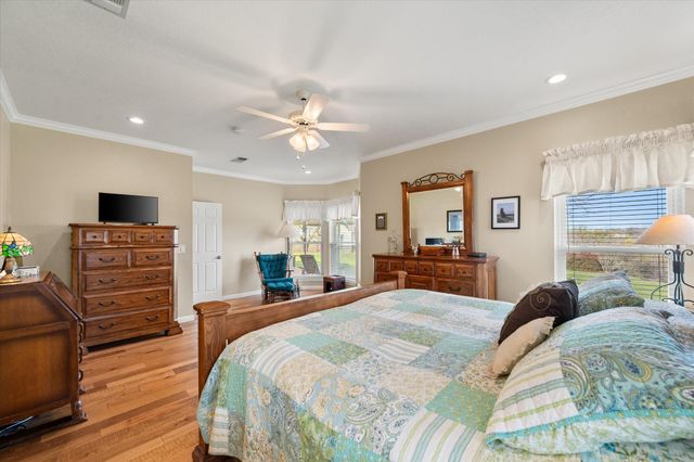 220 S Fork Drive, Hudson Oaks, TX 76087