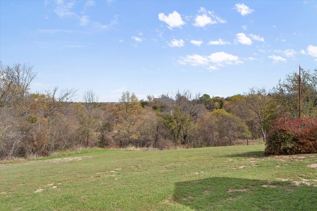 220 S Fork Drive, Hudson Oaks, TX 76087