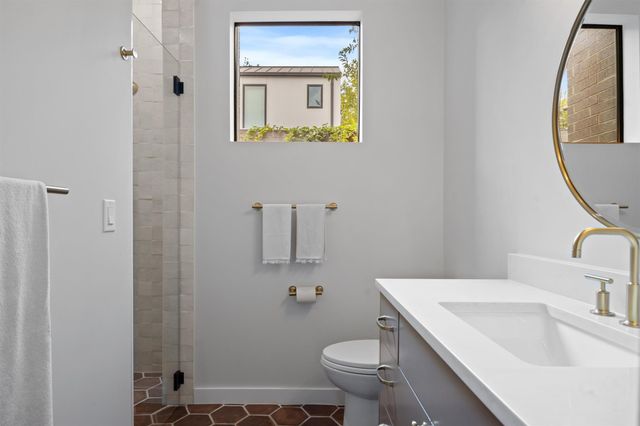 2024 Ford ST, Austin, TX 78704