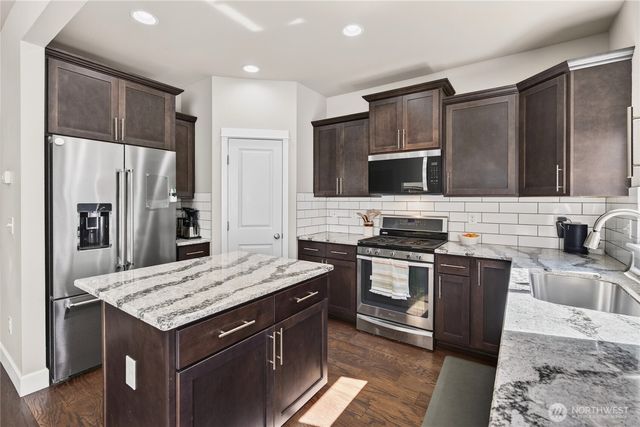 7262 85th Drive NE, Marysville, WA 98270