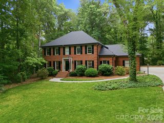 1526 Chadmore Lane NW, Concord, NC 28027