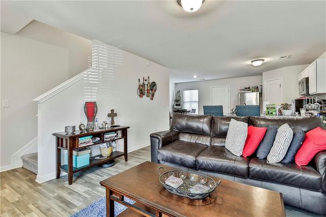 227 Fox Chase Way, Hogansville, GA 30230