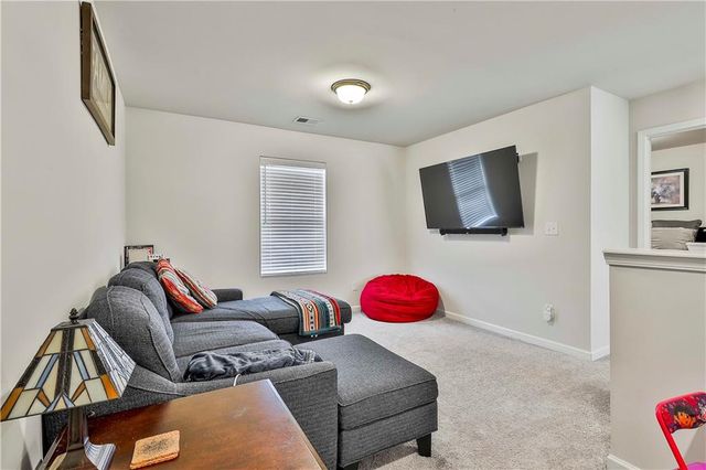 227 Fox Chase Way, Hogansville, GA 30230