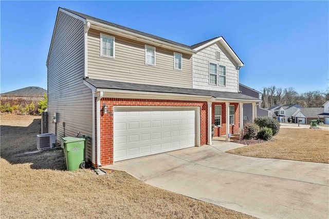 227 Fox Chase Way, Hogansville, GA 30230