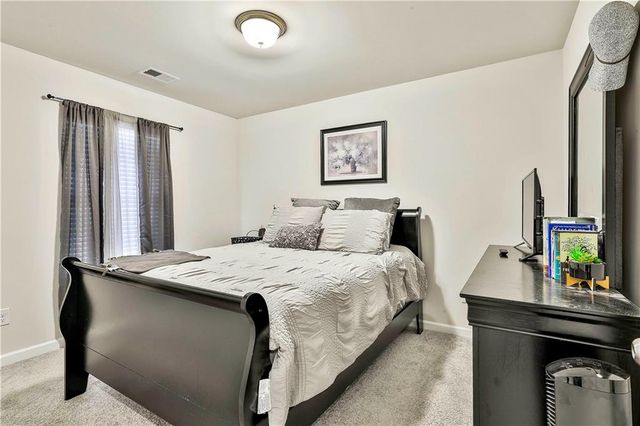 227 Fox Chase Way, Hogansville, GA 30230