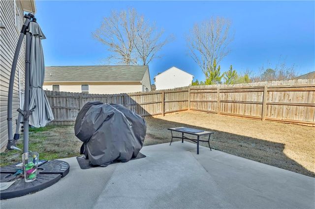 227 Fox Chase Way, Hogansville, GA 30230