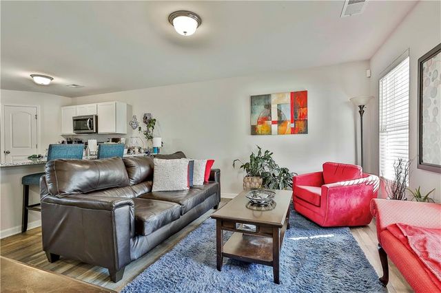 227 Fox Chase Way, Hogansville, GA 30230