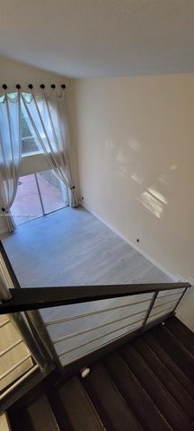 5280 NW 113th Place 5280, Doral, FL 33178