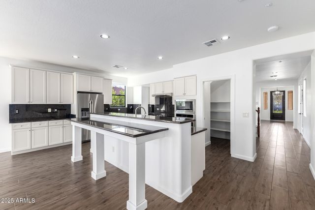 20574 W Canyon Drive, Buckeye, AZ 85396