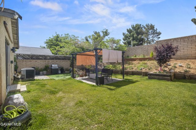 2634 Nandina Drive, Palmdale, CA 93550