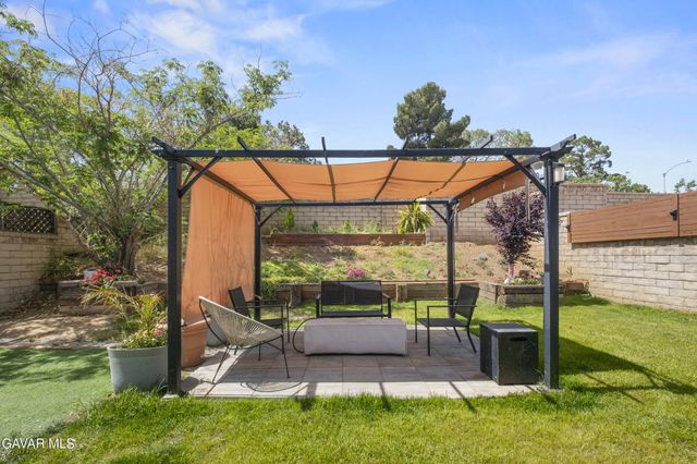 2634 Nandina Drive, Palmdale, CA 93550