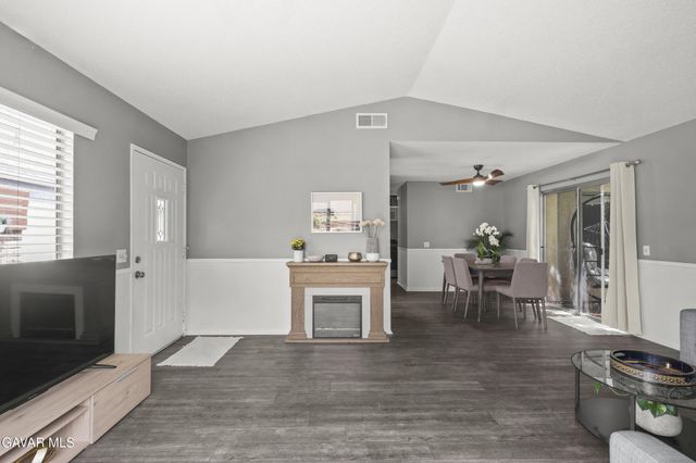 2634 Nandina Drive, Palmdale, CA 93550