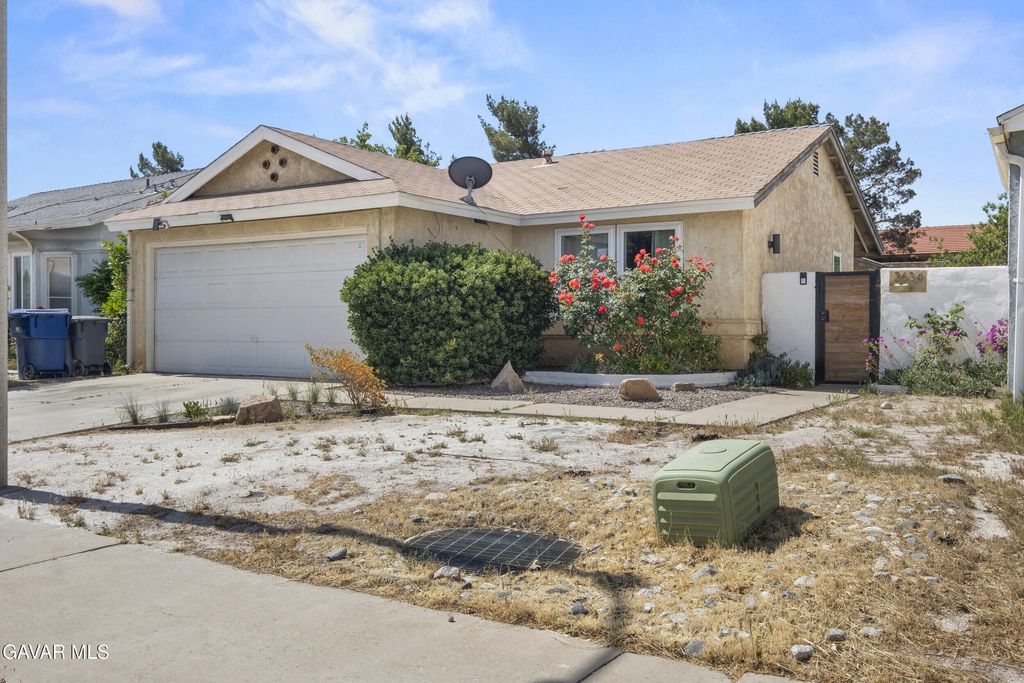 2634 Nandina Drive, Palmdale, CA 93550
