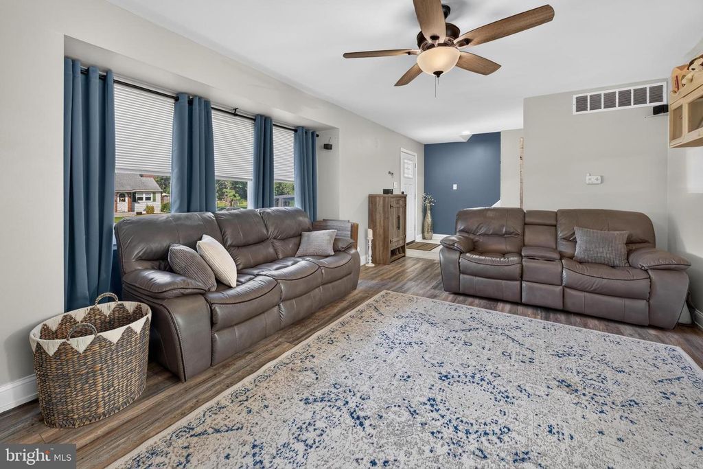 215 HARRISON AVE, BLACKWOOD, NJ 08012 — photo 5