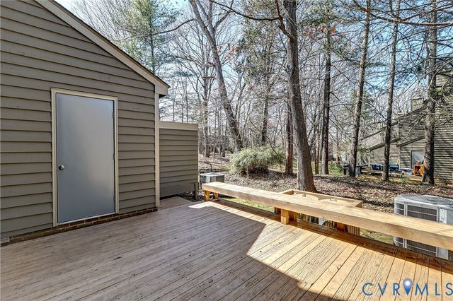 2750 Old Point Dr, Henrico, VA 23233