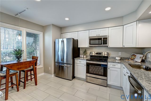 2750 Old Point Dr, Henrico, VA 23233