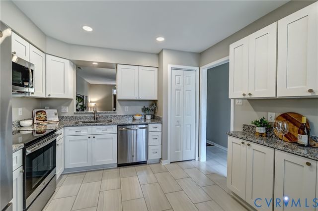 2750 Old Point Dr, Henrico, VA 23233