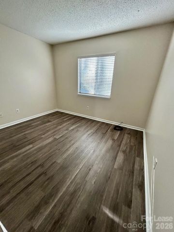 11028 Harrowfield Road, Charlotte, NC 28226