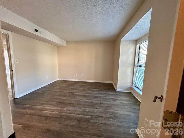 11028 Harrowfield Road, Charlotte, NC 28226