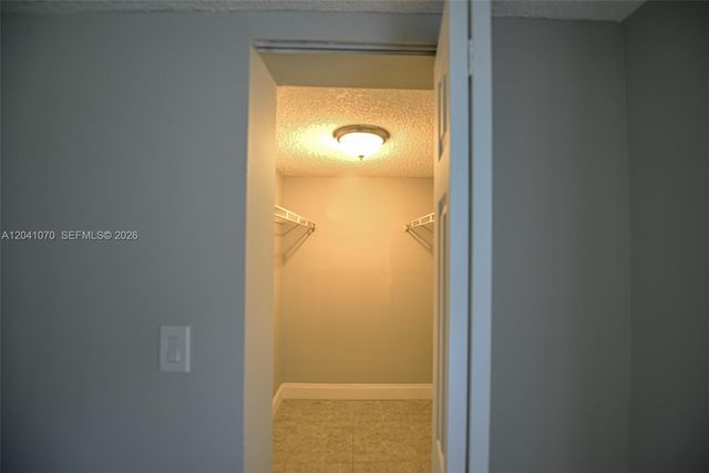 703 Gardens Dr 102, Pompano Beach, FL 33069