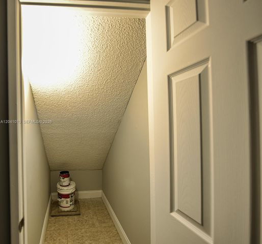 703 Gardens Dr 102, Pompano Beach, FL 33069