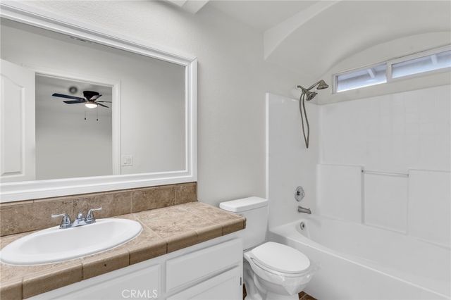 14486 Willow St, Hesperia, CA 92345