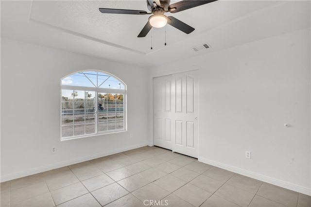 14486 Willow St, Hesperia, CA 92345