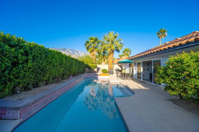 1461 E Padua Way, Palm Springs, CA 92262