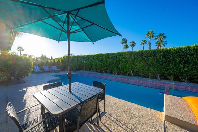 1461 E Padua Way, Palm Springs, CA 92262