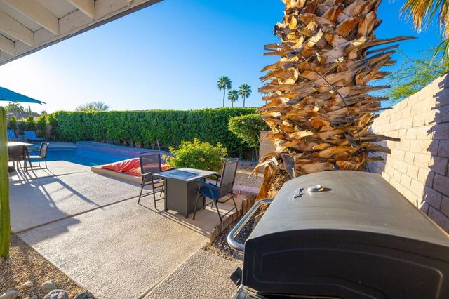 1461 E Padua Way, Palm Springs, CA 92262