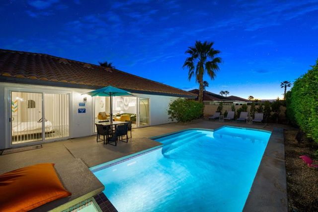 1461 E Padua Way, Palm Springs, CA 92262