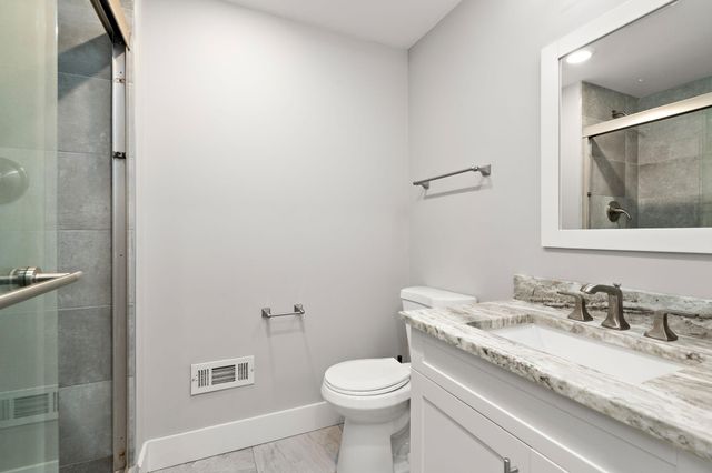 2910 Alvarado Lane N, Plymouth, MN 55447