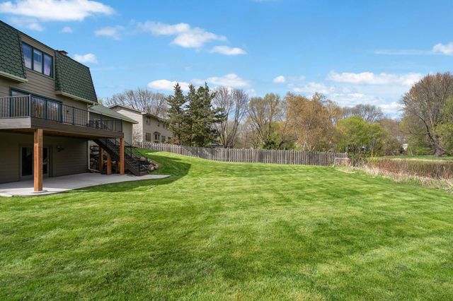 2910 Alvarado Lane N, Plymouth, MN 55447