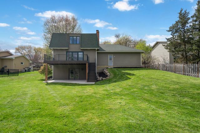 2910 Alvarado Lane N, Plymouth, MN 55447